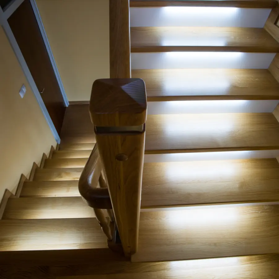 Lesene stopnice po meri