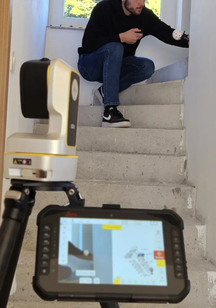 Meritve za lesene stopnice po meri na objektu